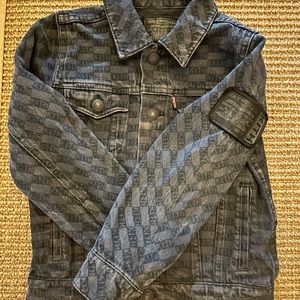 Kith x Levis limited edition logo denim jacket kids 6Reg